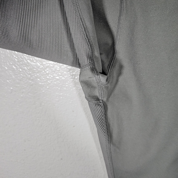 Glyder Tone Up Bra/Legging Set Size S - Picture 11 of 16